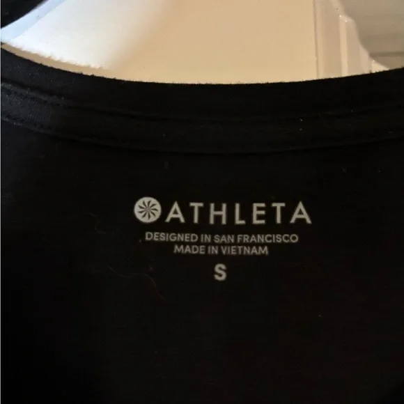 Black Sleeveless Top - Picture 2 of 5